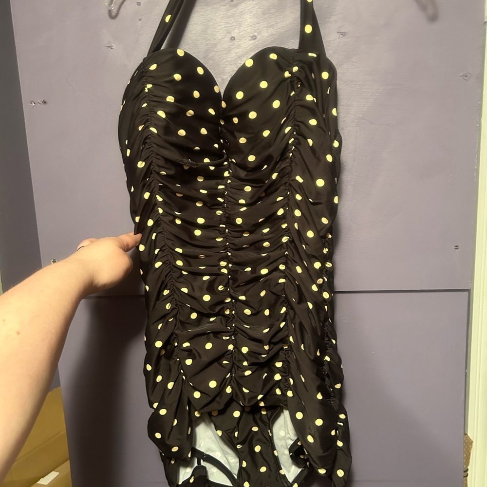 Unique vintage polka dot swim suit size XXL new with tags